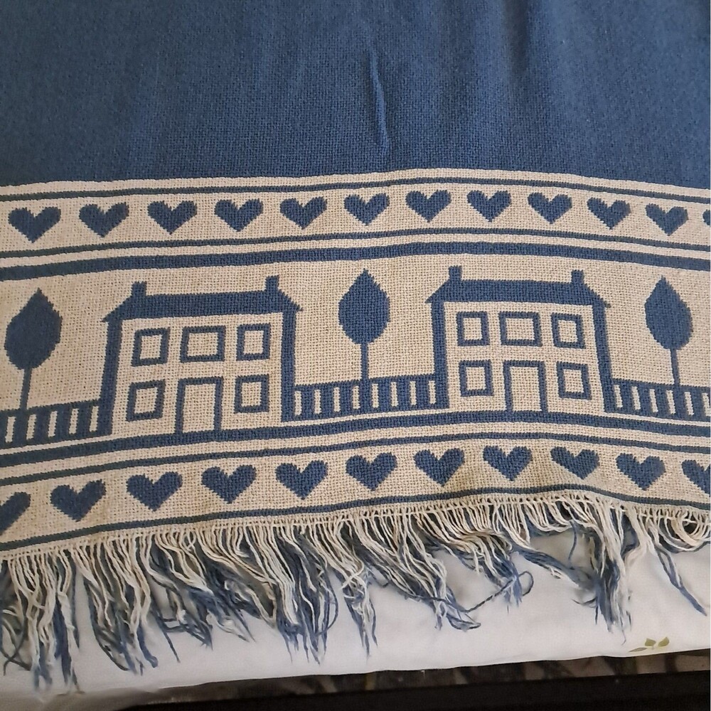 Cottagecore Blue Heart Woven Tapestry Throw Fringe Blanket Reversible Vtg - Picture 7 of 9